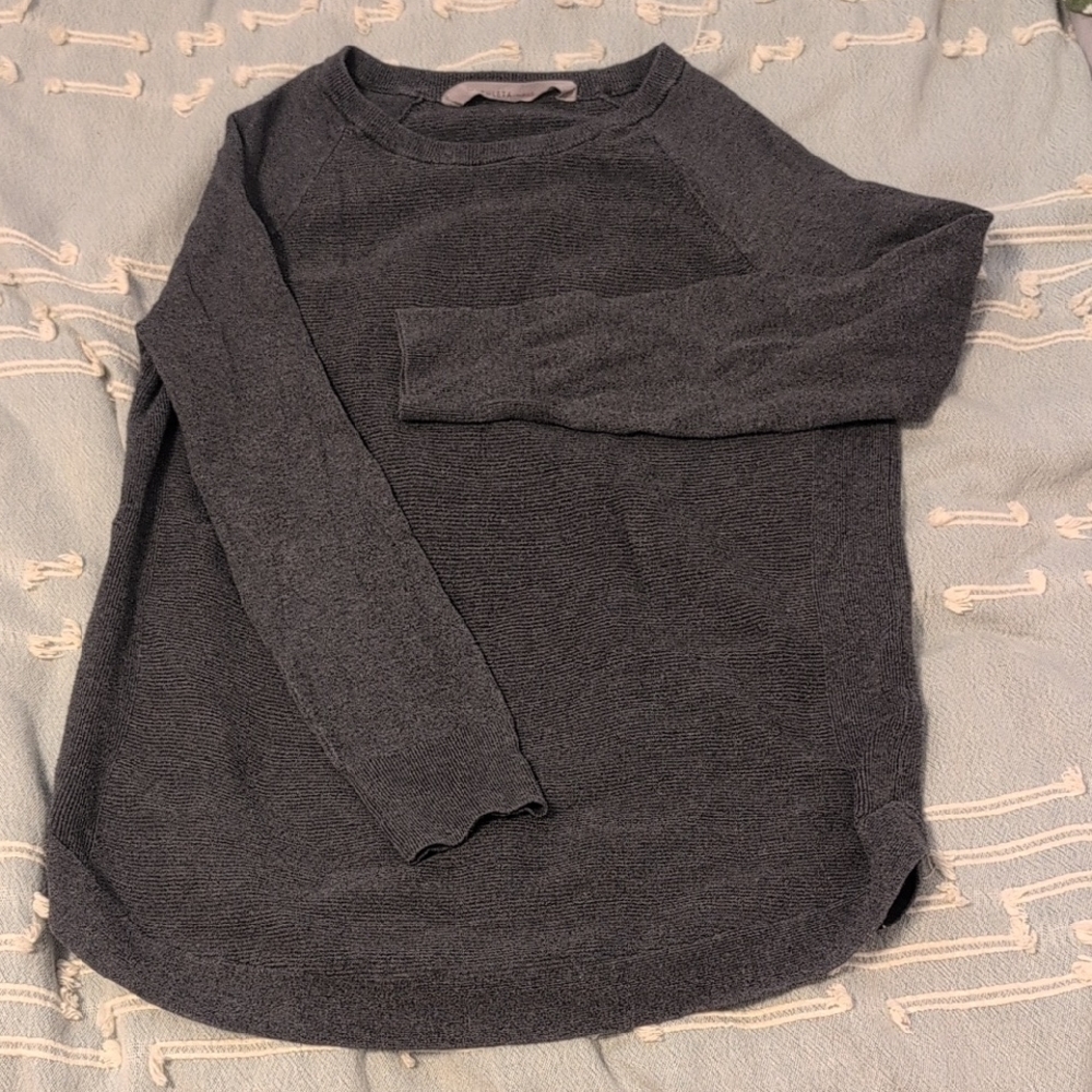 Athleta Charcoal Crew Neck Long Sleeve Shirt Size XXS